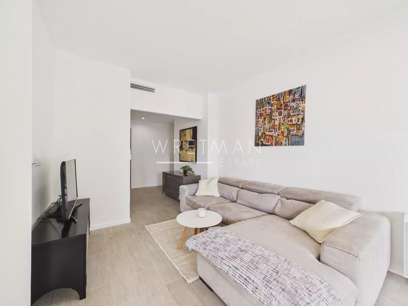 Appartement - 82 m² - 3 pièces