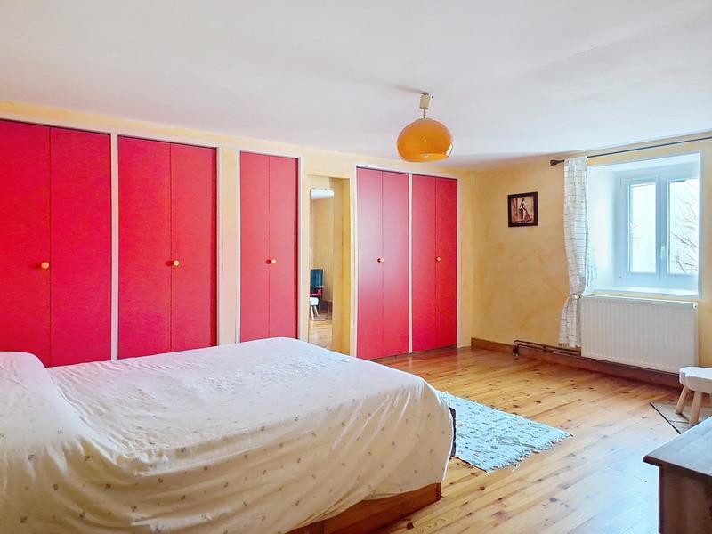 Maison - 106 m² - 5 pièces