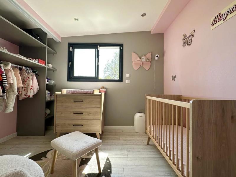 Villa - 186 m² - 13 pièces