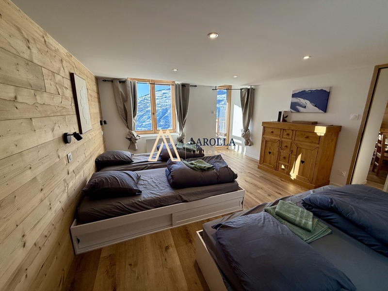 Châlet - 228 m² - 11 pièces