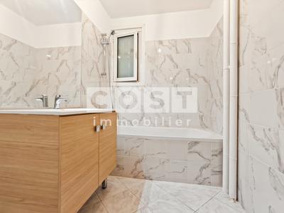 Appartement - 71 m² - 3 pièces