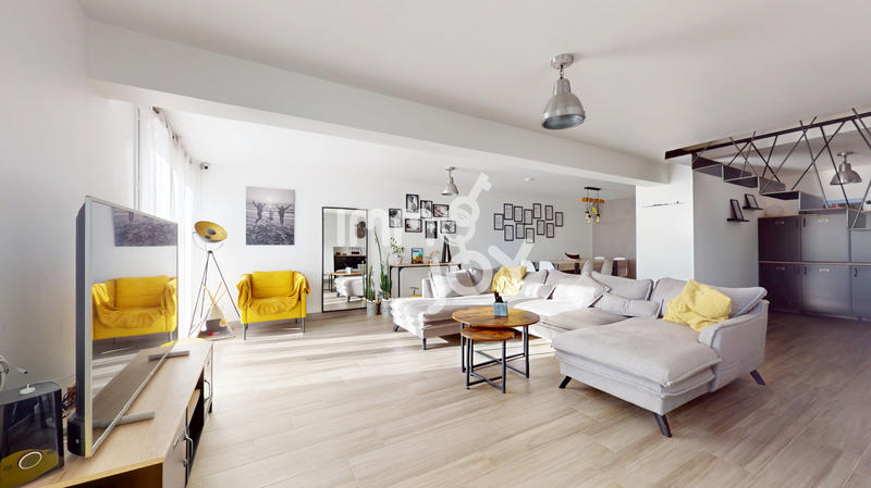 Maison - 133 m² - 6 pièces