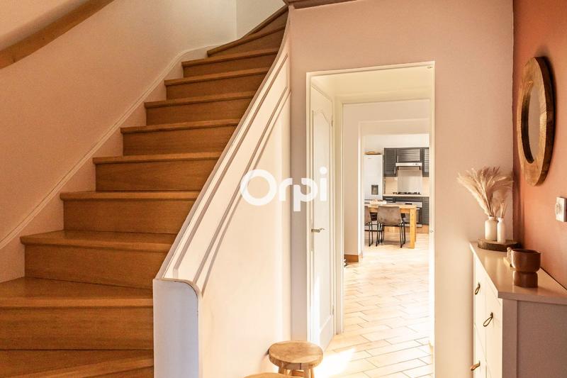 Maison - 90 m² - 5 pièces