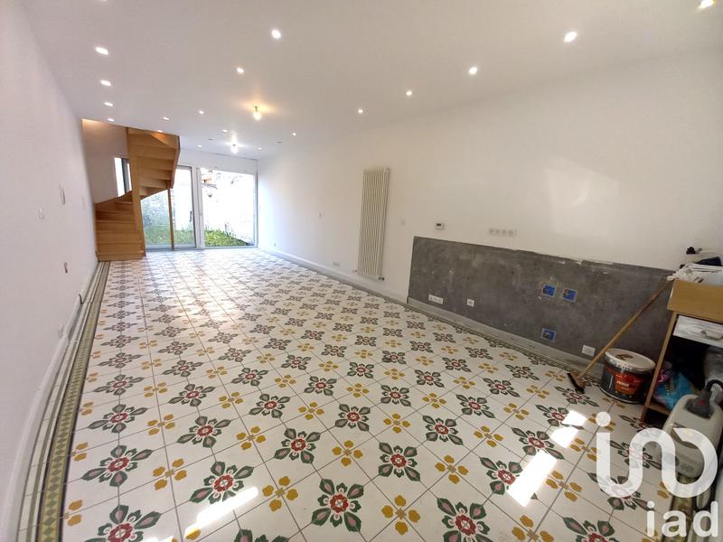 Maison - 95 m² - 5 pièces