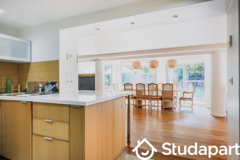 Appartement - 220 m² - 4 pièces