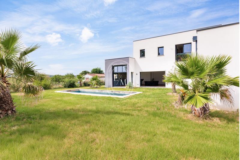 Villa - 189 m² - 5 pièces