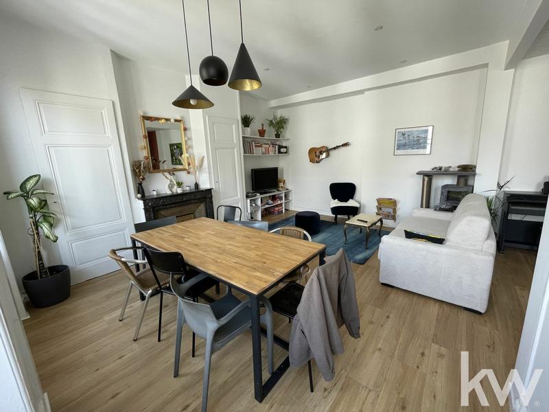 Appartement - 82 m² - 4 pièces