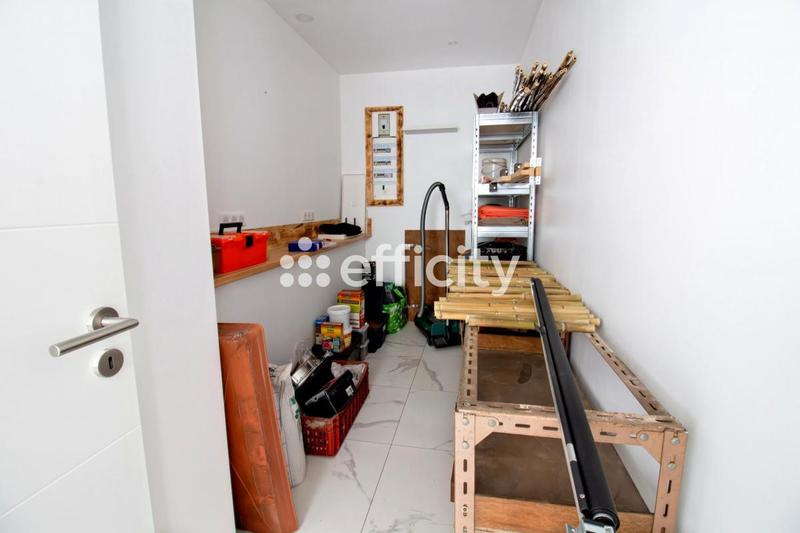 Maison - 164 m² - 7 pièces