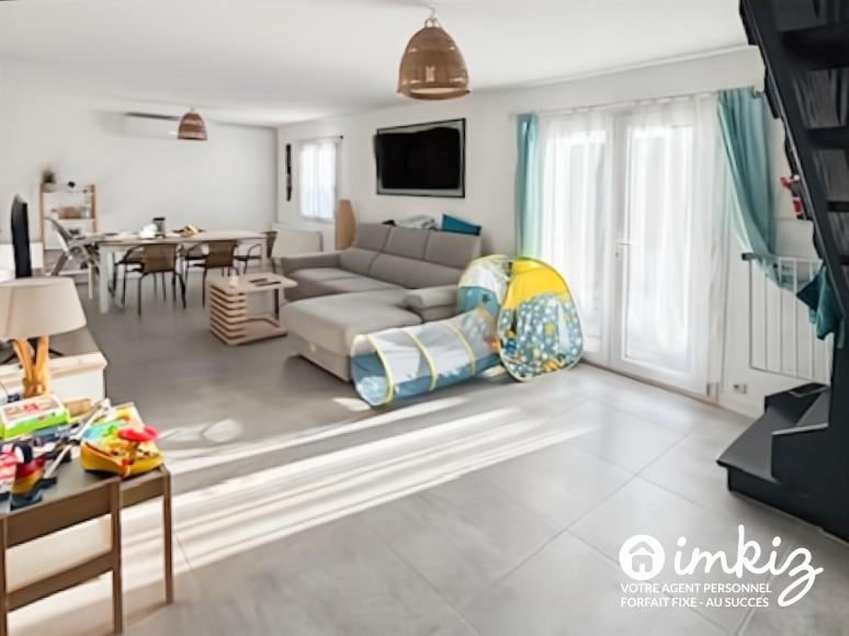 Maison - 94 m² - 5 pièces