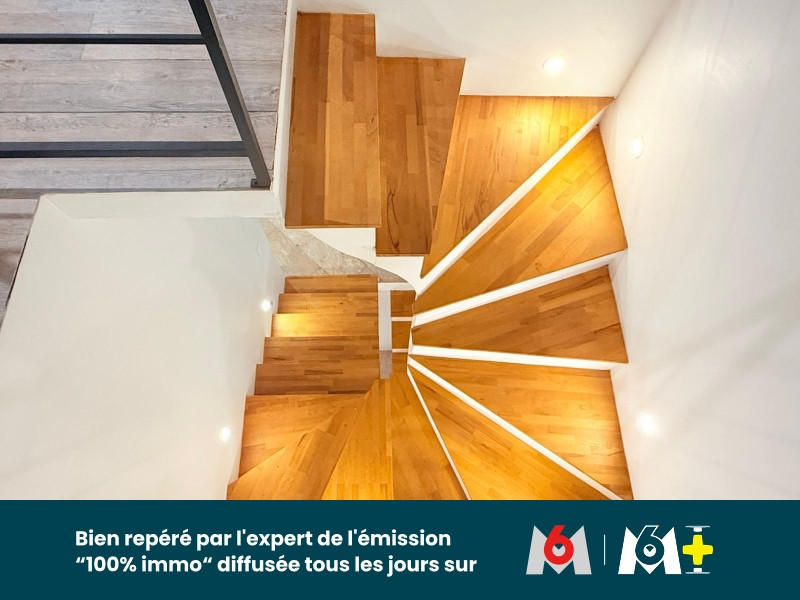 Maison - 450 m² - 9 pièces