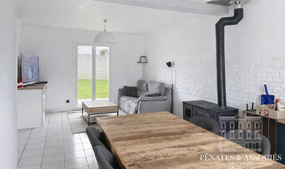 Maison - 97 m² - 5 pièces