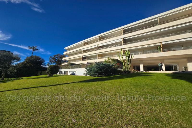 Appartement - 94 m² - 3 pièces