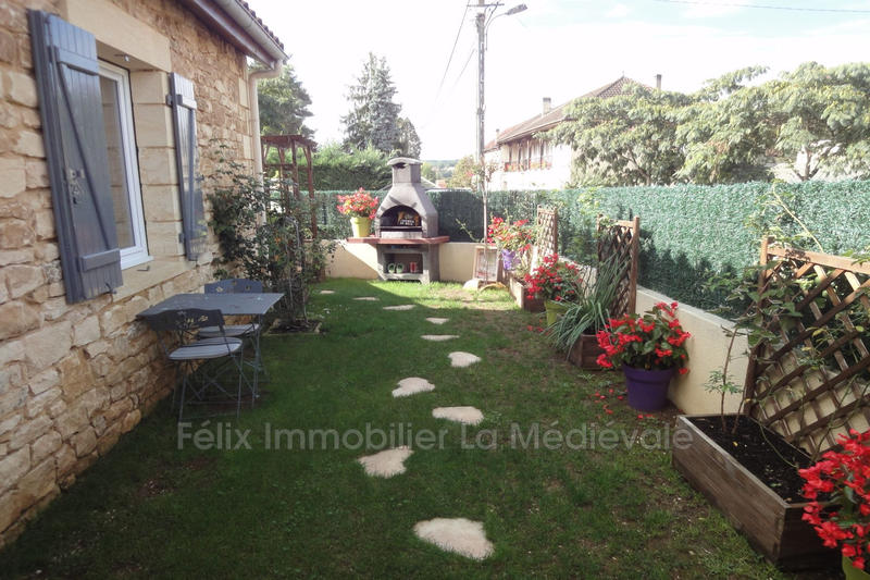 Maison - 105 m² - 4 pièces