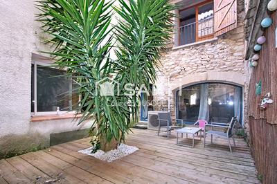 Maison de village - 227 m² - 6 pièces