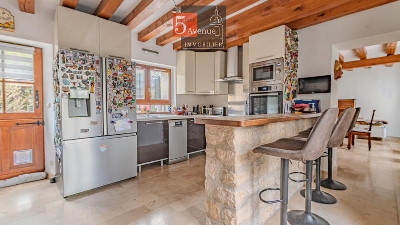 Maison - 142 m² - 5 pièces