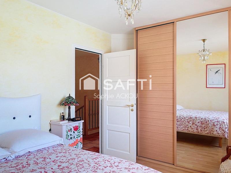 Maison - 150 m² - 6 pièces