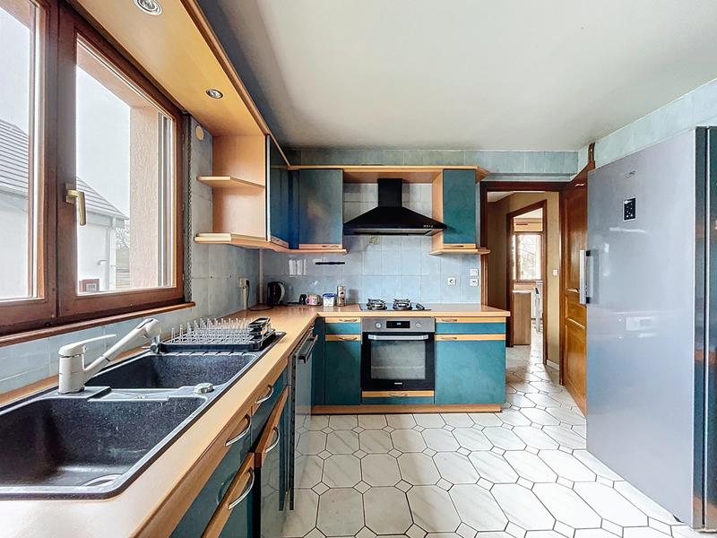 Maison - 98 m² - 5 pièces