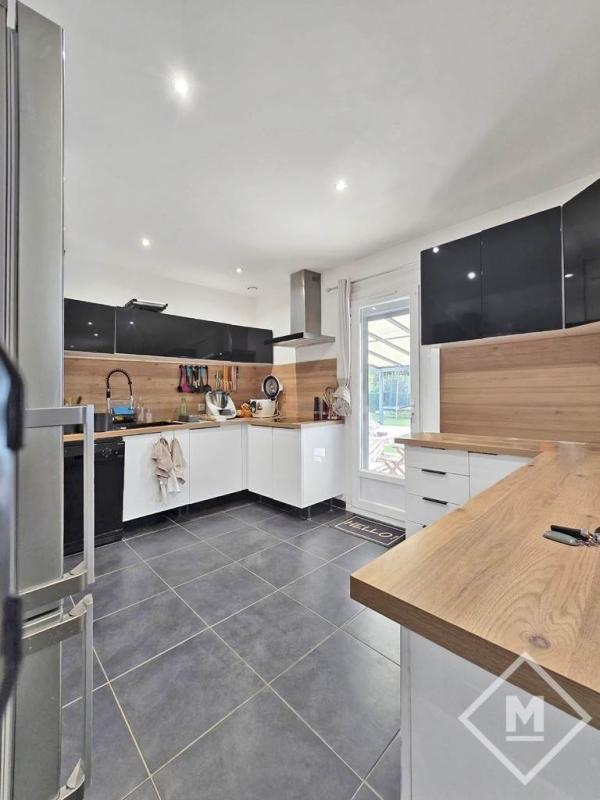 Maison - 124 m² - 5 pièces