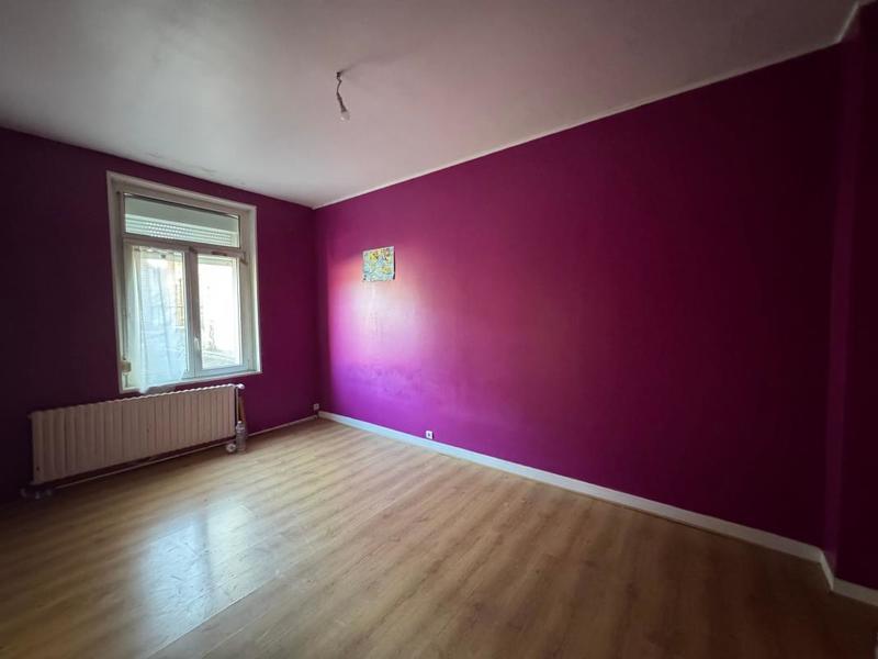 Maison - 270 m² - 2 pièces