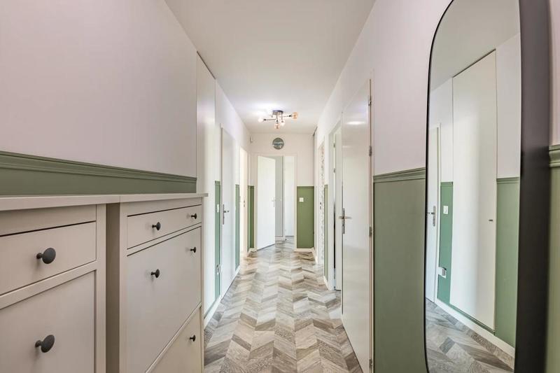 Appartement - 85 m² - 4 pièces