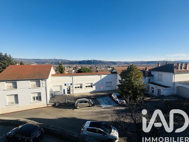 Appartement - 95 m² - 3 pièces