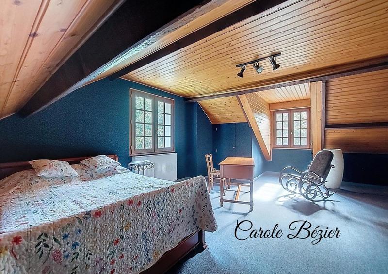 Maison - 255 m² - 8 pièces