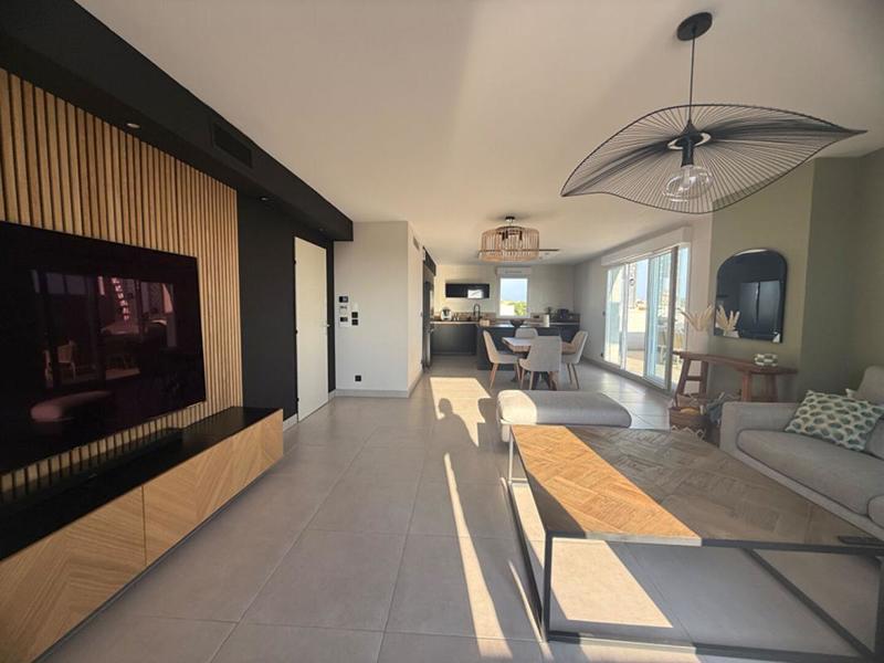 Appartement - 82 m² - 4 pièces