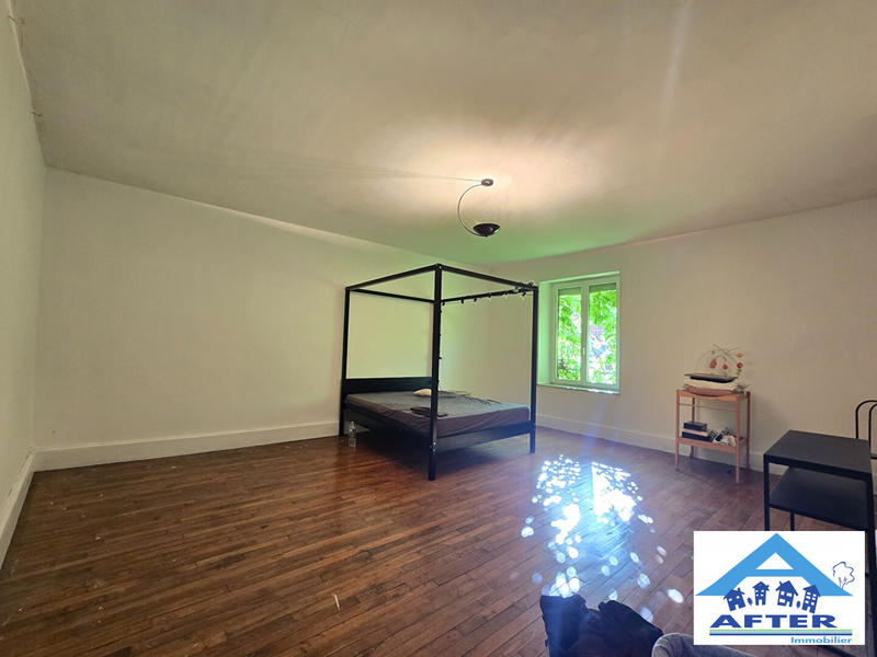 Maison - 245 m² - 6 pièces