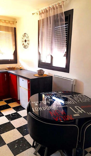 Studio - 28 m² - 1 pièce