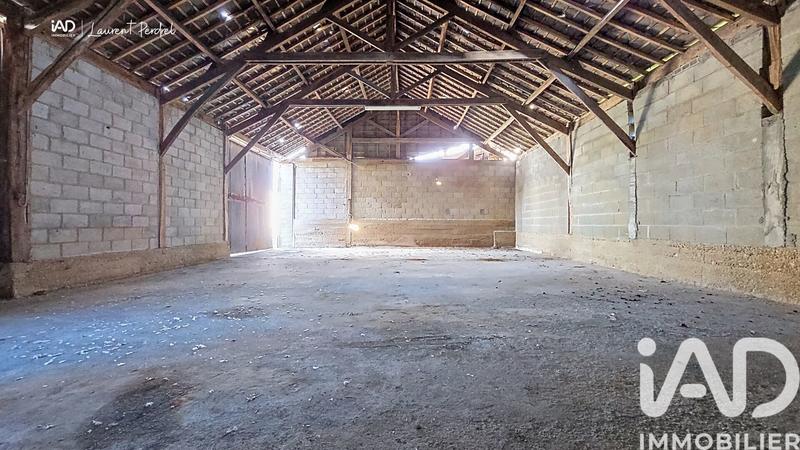 Maison - 350 m² - 2 pièces