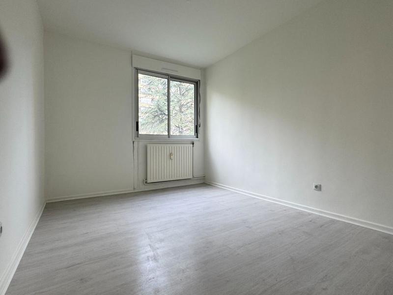 Appartement - 120 m² - 6 pièces