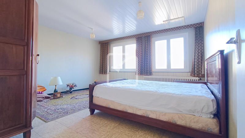 Maison - 190 m² - 5 pièces