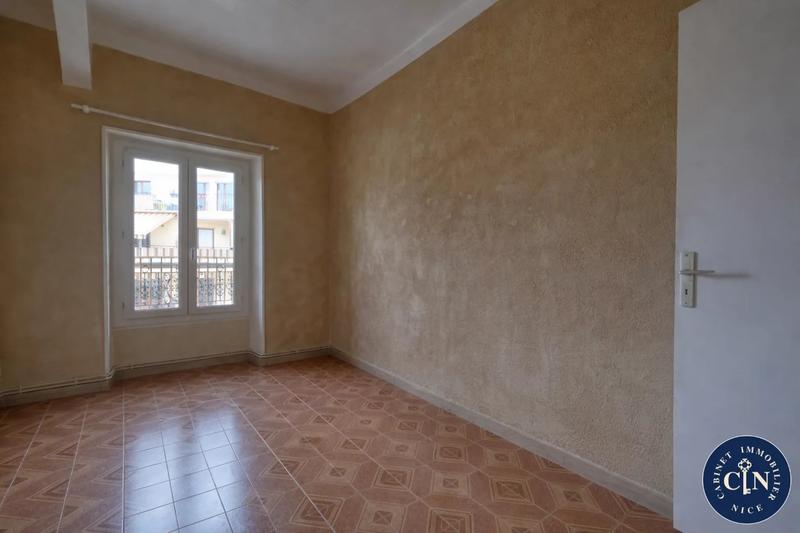 Appartement - 60 m² - 4 pièces