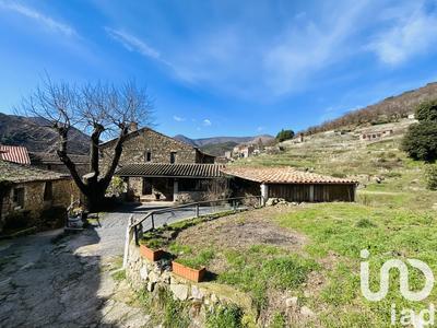 Maison de village - 110 m² - 6 pièces