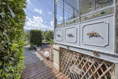 Maison - 251 m² - 10 pièces