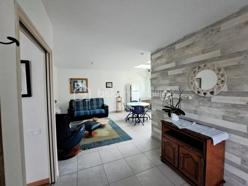 Maison en pierre - 280 m² - 12 pièces