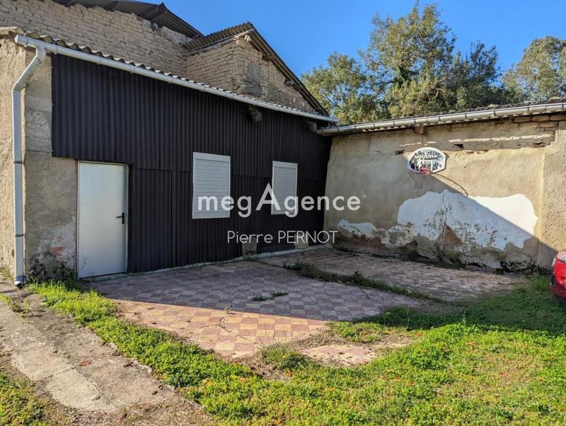 Maison - 460 m² - 9 pièces