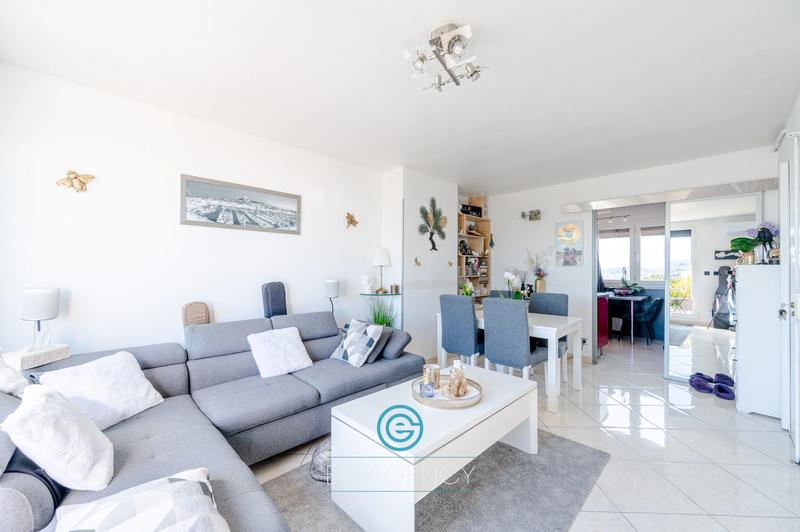 Appartement - 65 m² - 3 pièces