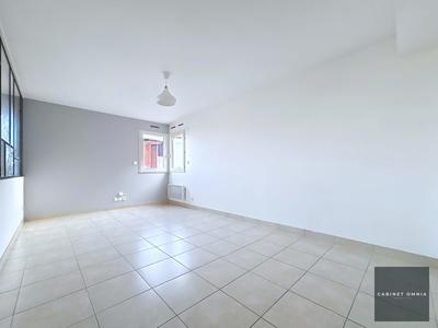 Appartement - 88 m² - 4 pièces