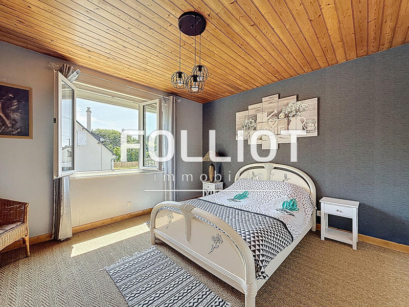 Maison - 140 m² - 7 pièces