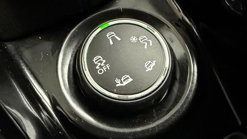 Peugeot 2008 1.2 110 Cross Urban / 2eme Main Distri Neuve