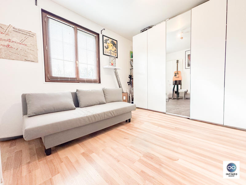 Maison - 147 m² - 7 pièces