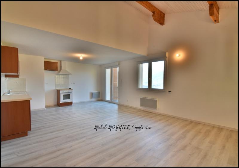 Appartement - 81 m² - 5 pièces