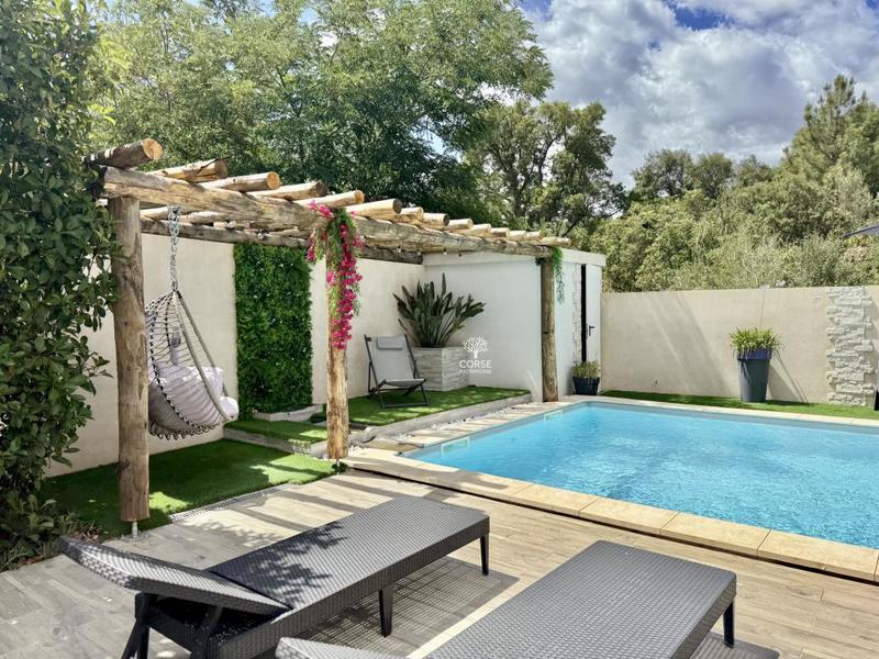 Maison - 190 m² - 7 pièces