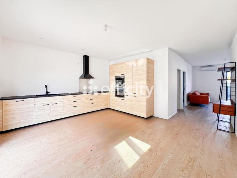 Appartement - 55 m² - 3 pièces