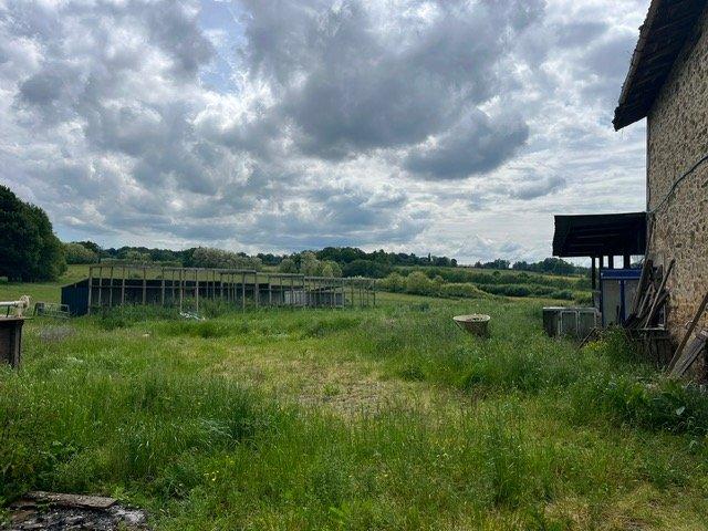 Corps de ferme - 351 m² - 9 pièces