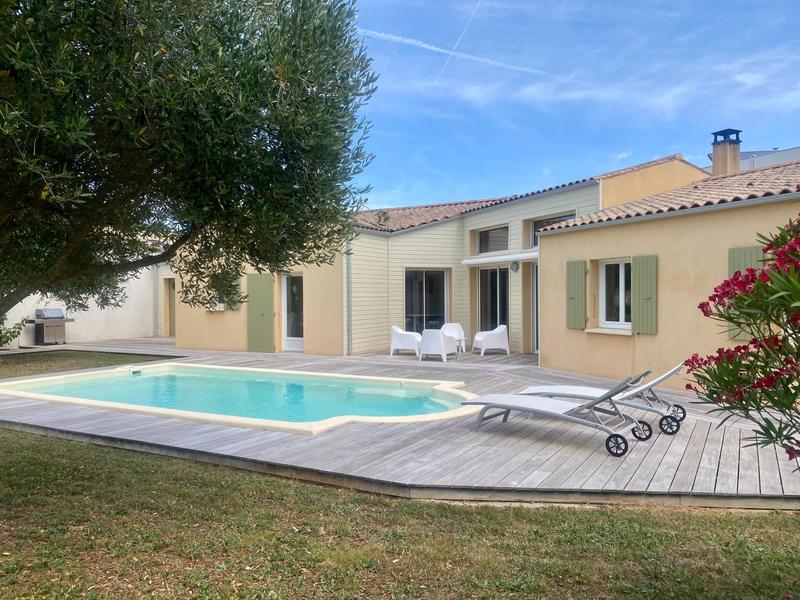 Maison - 155 m² - 7 pièces