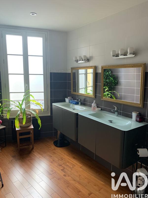 Maison de ville - 220 m² - 8 pièces