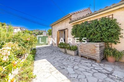 Maison - 165 m² - 6 pièces