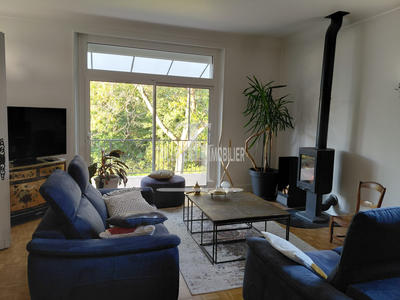 Maison - 220 m² - 7 pièces